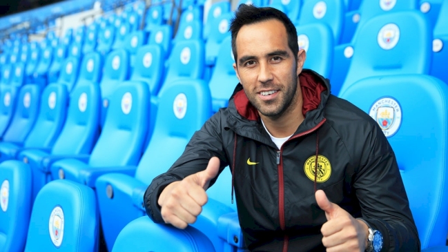 Claudio Bravo: Que me llame el mejor DT del mundo, me pone orgulloso