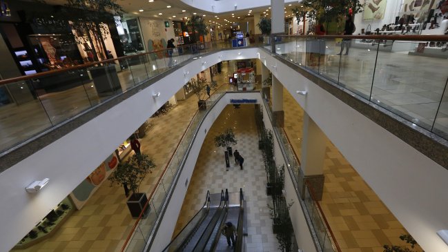 Amago de incendio obligó a evacuar personal de tienda en mall de La Florida