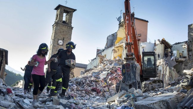 Italia: Policía detuvo a dos personas que robaban en casas destruidas por el terremoto