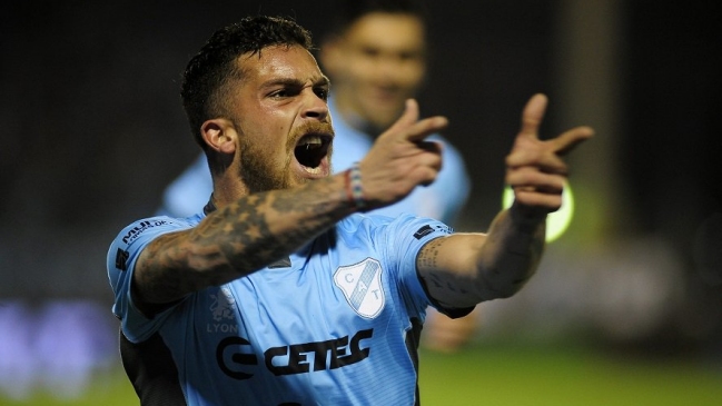 Gonzalo Espinoza se estrenó con derrota de Patronato ante Temperley en la liga argentina