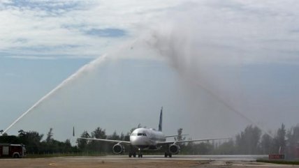   Aterrizó en suelo cubano el primer vuelo regular con EE.UU. desde 1961 