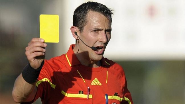 Arbitros asistentes de video debutarán este jueves en amistoso entre Italia y Francia