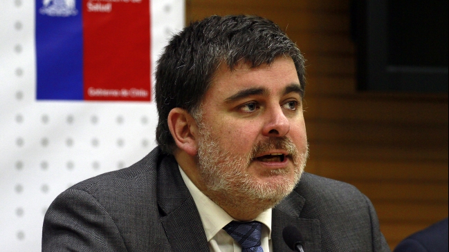 Isapres: Minsal descartó intencionalidad política del SII tras dictamen por alzas de planes