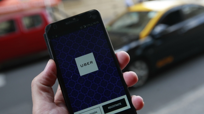 Conductora de Uber fue asaltada por sujetos que se hicieron pasar por pasajeros