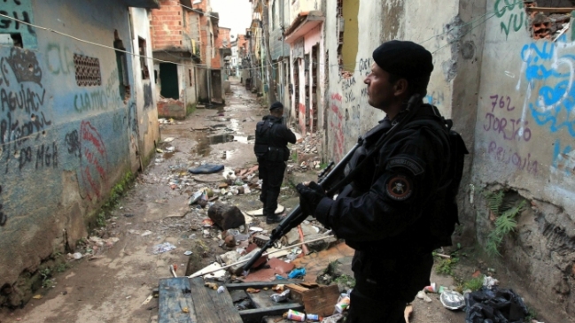 Cinco personas fallecieron en tiroteo con la policía en favela de Río de Janeiro