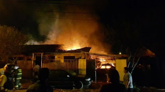 Un hombre falleció en un incendio que afectó a viviendas de La Florida
