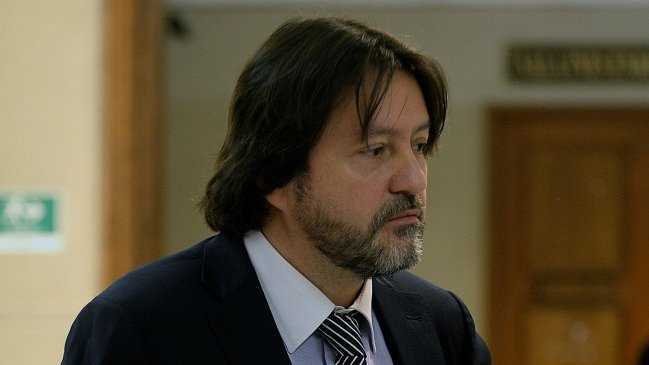 Tucapel Jiménez: Una elección entre Lagos y Piñera sería más bien una primaria de la derecha