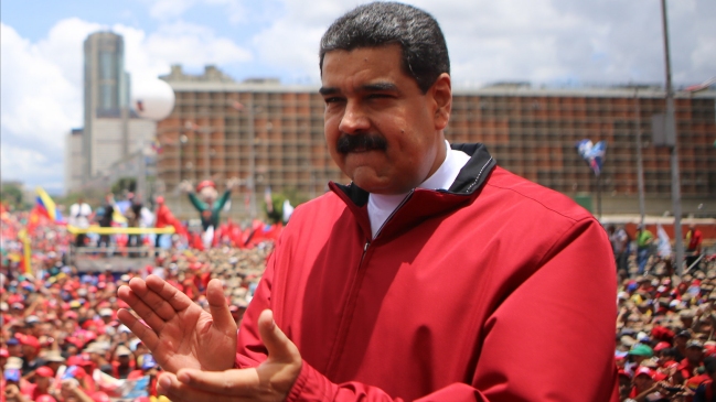 Maduro aprobó 25 millones de dólares para adquirir material para la policía