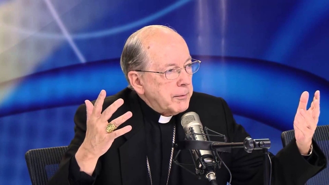 Cardenal peruano pidió referendo sobre unión civil y píldora día después