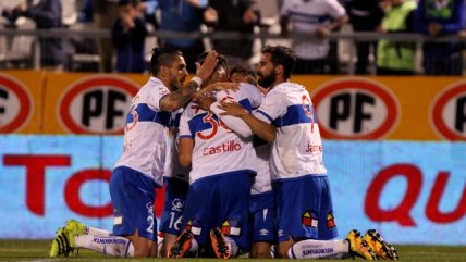 Universidad Católica superó sin complicaciones a Everton