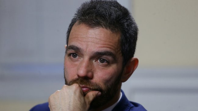 Frey corrige a Valdés y explica reasignación de fondos