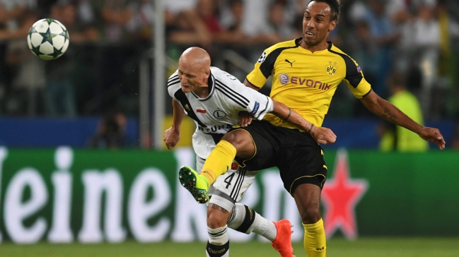 UEFA abrió expediente a Legia Varsovia y a Borussia Dortmund