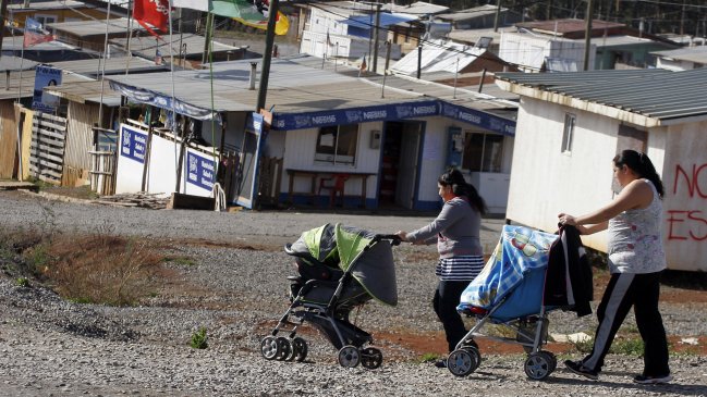 A seis años del 27-F, familiares de las víctimas exigen compensación del Estado