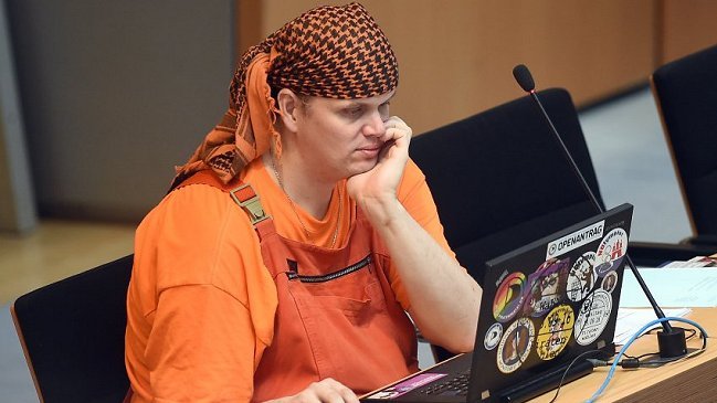 Diputado alemán se suicidó tras abusar y asesinar a un hombre