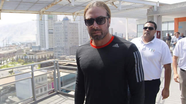 Nicolás Massú incursionará en serie TP Race del automovilismo nacional