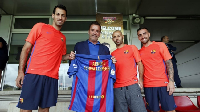 Arnold Schwarzenegger visitó el entrenamiento de FC Barcelona