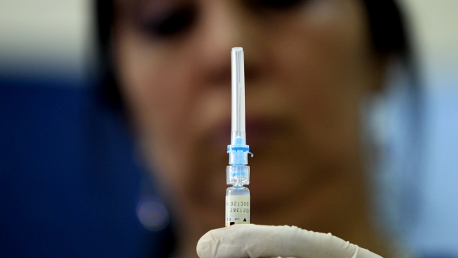 Minsal reiteró llamado para vacunar a las niñas contra virus del papiloma humano