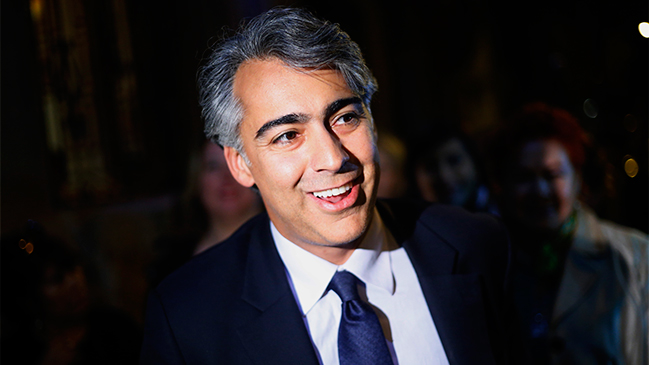 Enríquez-Ominami: Guante blanco a Piñera no se compara con las filtraciones en mi caso