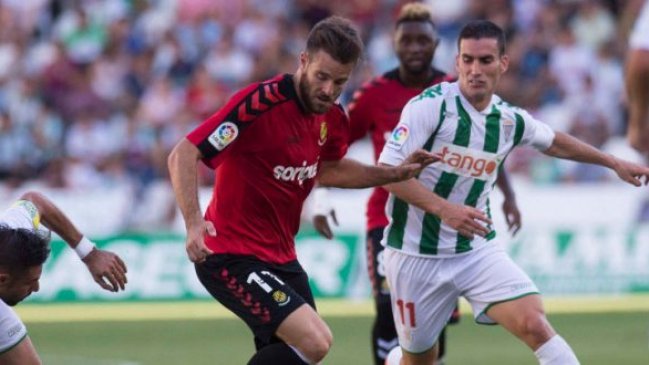 Juan Delgado sumó minutos en caída de Nástic en la segunda división española