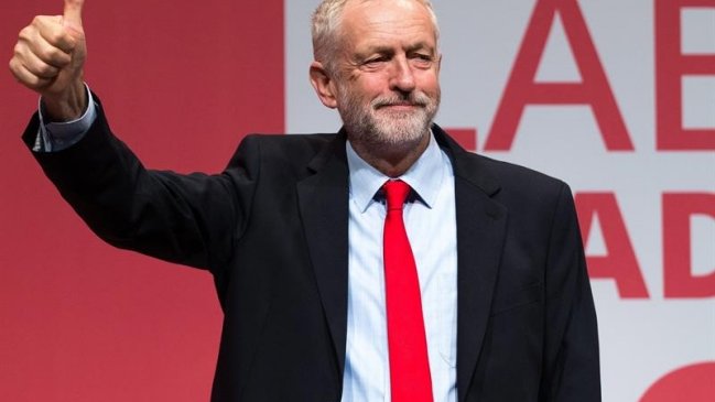 Corbyn es reelegido líder del opositor Partido Laborista  