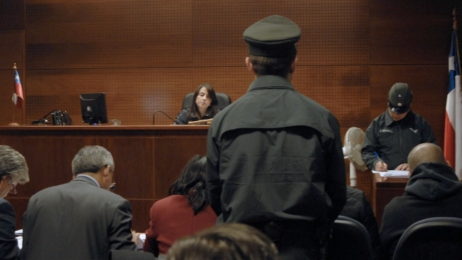 Prisión preventiva para joven acusada de matar a una niña de 13 años en Iquique