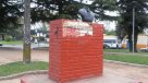 Desconocidos descabezaron busto de Jaime Guzmán en Los Ángeles