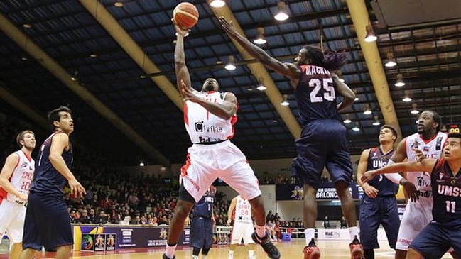 Deportes Valdivia debutó con victoria en la Liga Sudamericana de Baloncesto