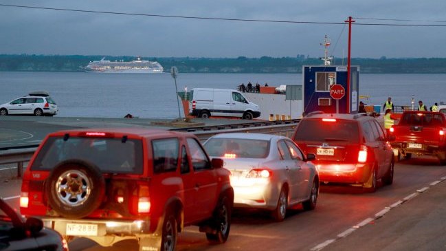 Pescadores artesanales se manifestaron en canal de Chacao contra Ley de Pesca