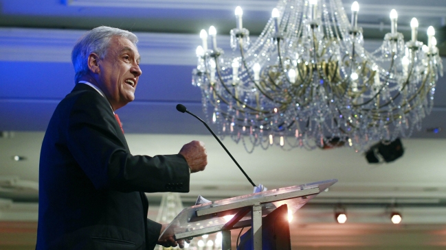 Piñera: El Gobierno insiste con contumacia que el programa lo sacará a como dé lugar
