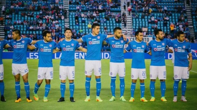 Enzo Roco fue titular en goleada de Cruz Azul para avanzar a cuartos de la Copa México