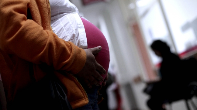 Bebé con ADN de tres personas abre puertas a nuevos tratamientos