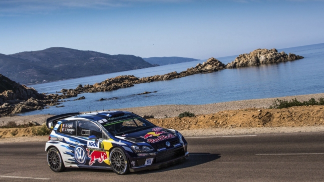 Sebastien Ogier controló la primera etapa del Rally de Francia
