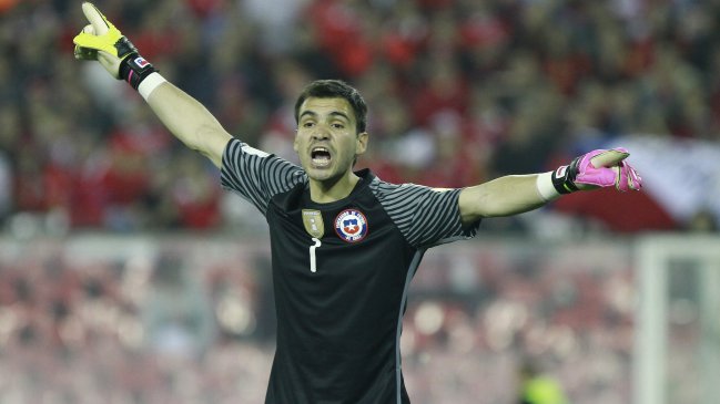 Cristopher Toselli: Siempre hace bien compartir con grandes jugadores en la selección