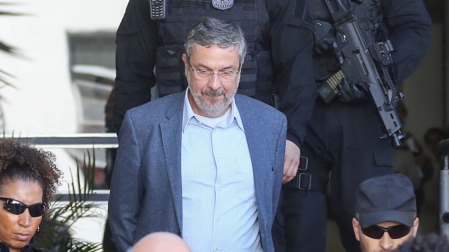 Prisión preventiva para influyente ex ministro de Lula y Rousseff