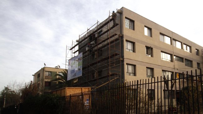 Minvu anunció construcción de 110 mil viviendas y el cierre de 75 campamentos en 2017