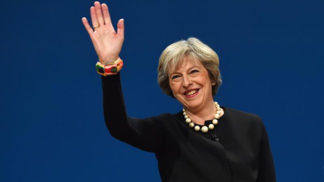 Theresa May presentó su plan para el 