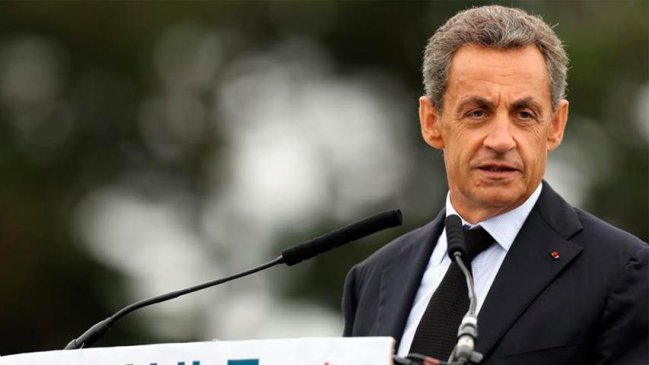  Sarkozy promete retrasar la edad de jubilación  