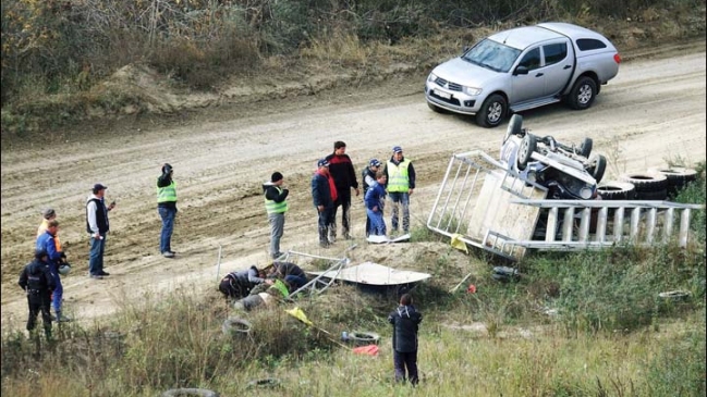 Comisario del Rally de Siberia falleció luego que su torre fuera embestida por un auto