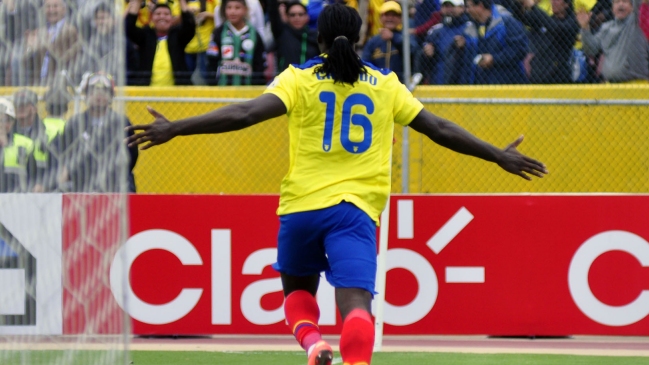 Felipe Caicedo: Chile es un equipo compacto que tiene claro a lo que juega