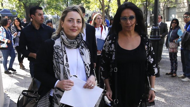 Patricia Morales y Marisela Santibáñez presentaron denuncias en el Servel