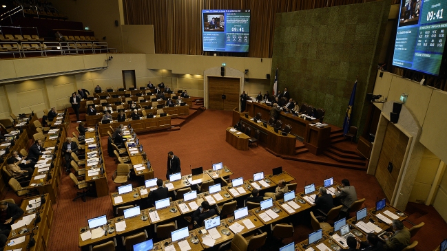 Diputados aprobaron comisión para investigar compras de Fonasa en sector privado