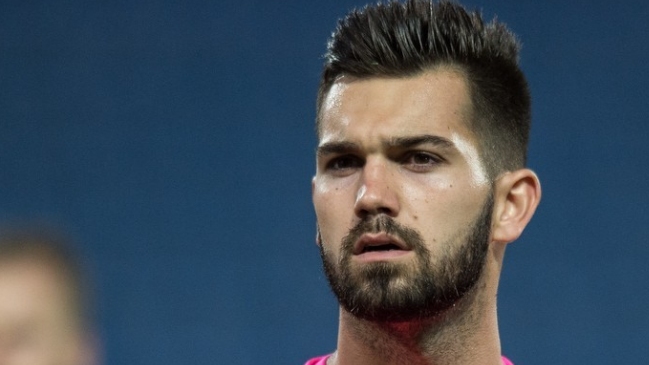 Dos jugadores de Sparta Praga debieron entrenar con el equipo femenino por insultos machistas