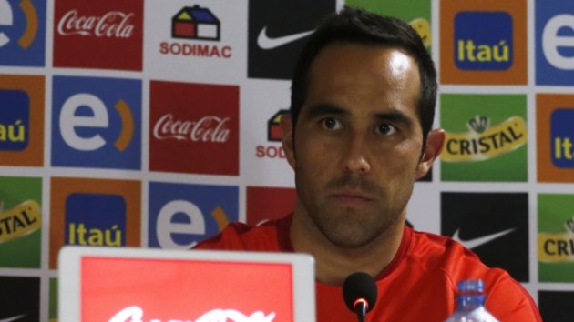 La selección chilena continúa su preparación para el choque con Ecuador