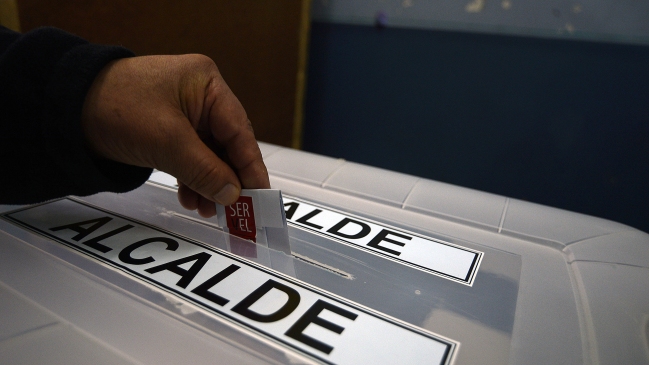 Recriminaciones mutuas entre Servel y Registro Civil por cambios de domicilios