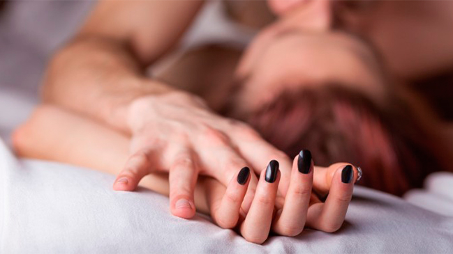 Second Love: Crisis económica aumenta la infidelidad en Chile