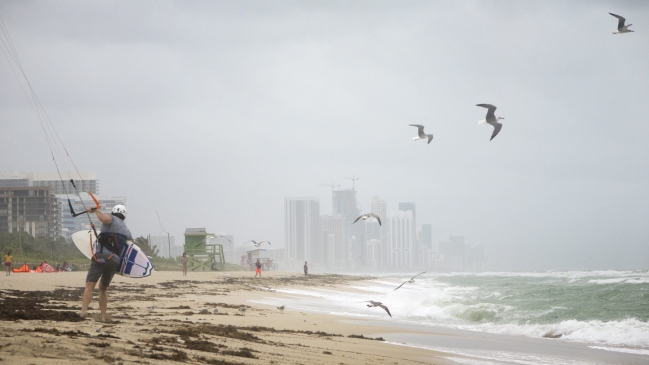 Estado de emergencia en cuatro estados de EE.UU. por paso del huracán Matthew