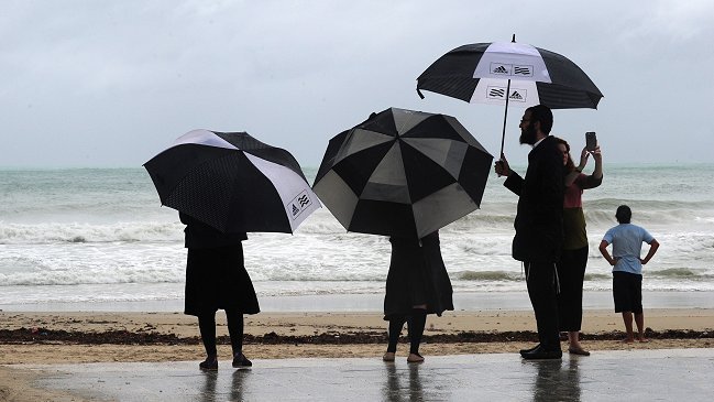 Miami se libró del huracán Matthew, pero sigue la alerta