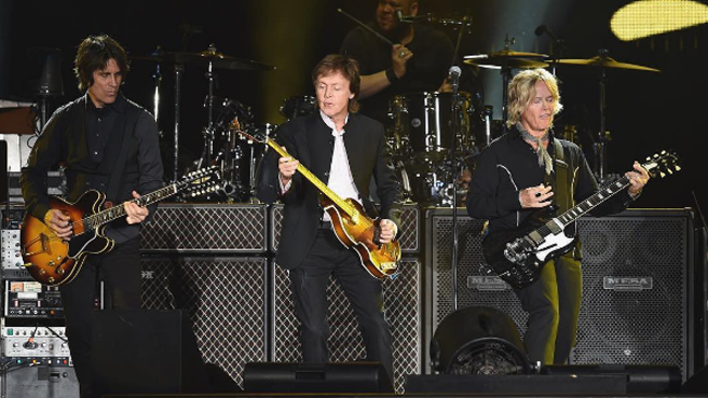 Paul McCartney y Neil Young, el genio y la furia en el festival Desert Trip