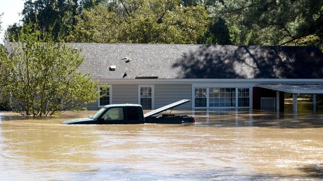 Huracán Matthew comienza a irse de Estados Unidos con un saldo de 19 muertos