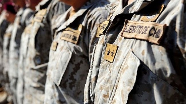 Cabo del Ejército resultó gravemente herido tras discusión con vecino